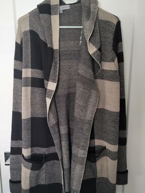 Absolutely Famous Black & Cream Plaid Open-Front Cardigan